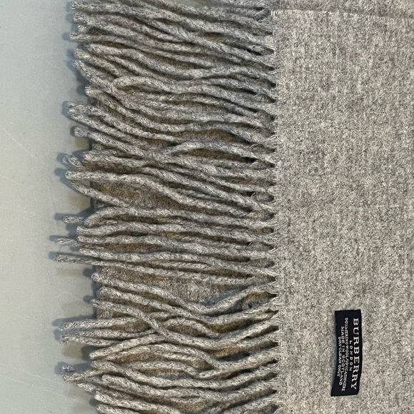 Burberry London Scarf | Gray & Purple | Fringed ends - Picture 4 of 8